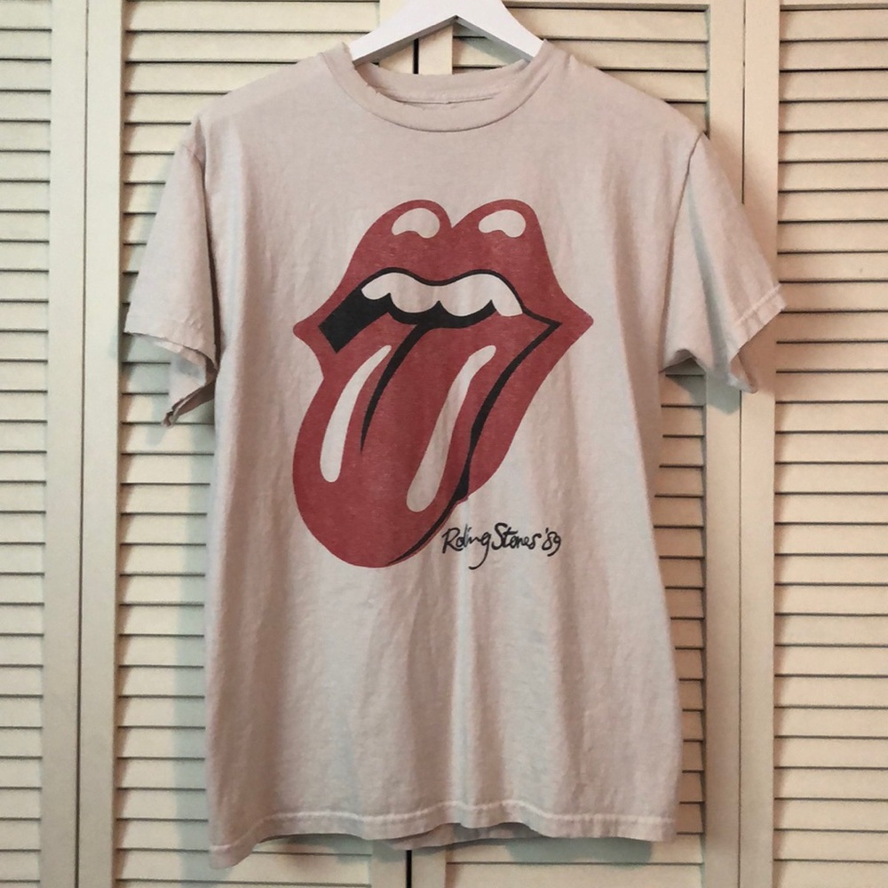 Cream Distressed Rolling Stone’s 89 Oversized Tee